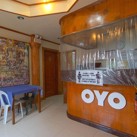 Oyo 788 Lisa'S Guesthouse Moalboal Exterior foto